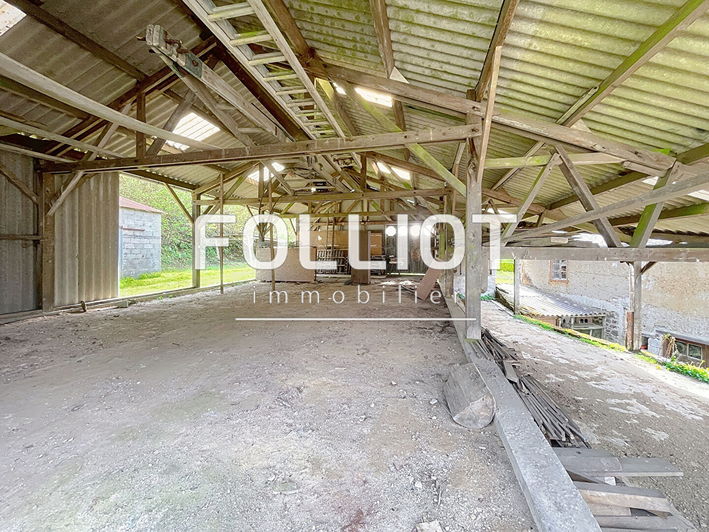 Photo A VENDRE Bâtiment et une maison à rénovée image 6/6