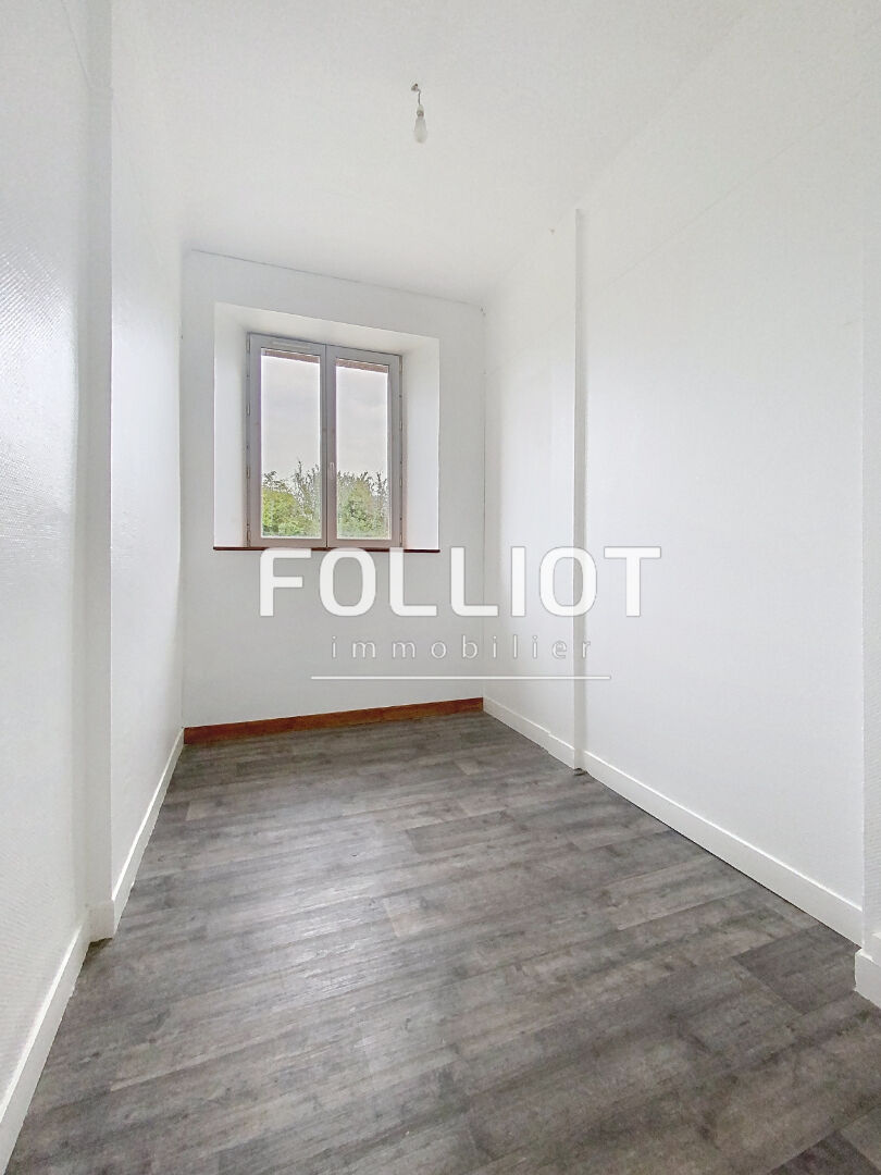Photo A LOUER - Appartement Folligny 3 pièce(s) 68.29 m2 image 4/6