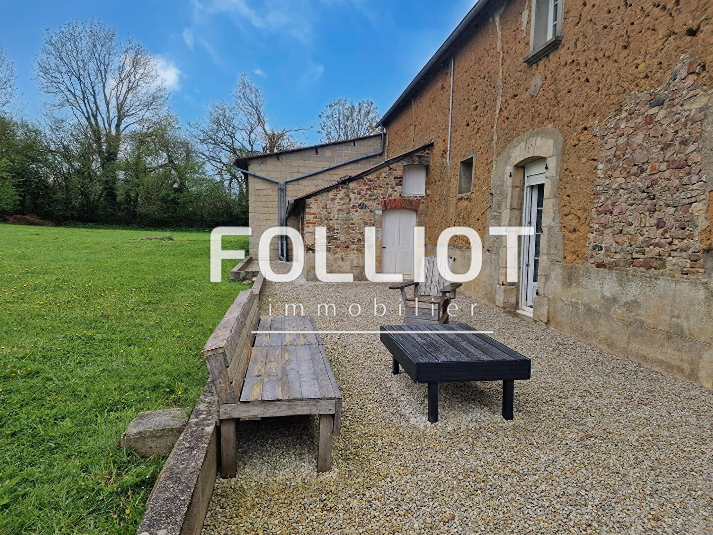 Agence immobilière de CABINET FOLLIOT - Cabinet FOLLIOT - PERIERS