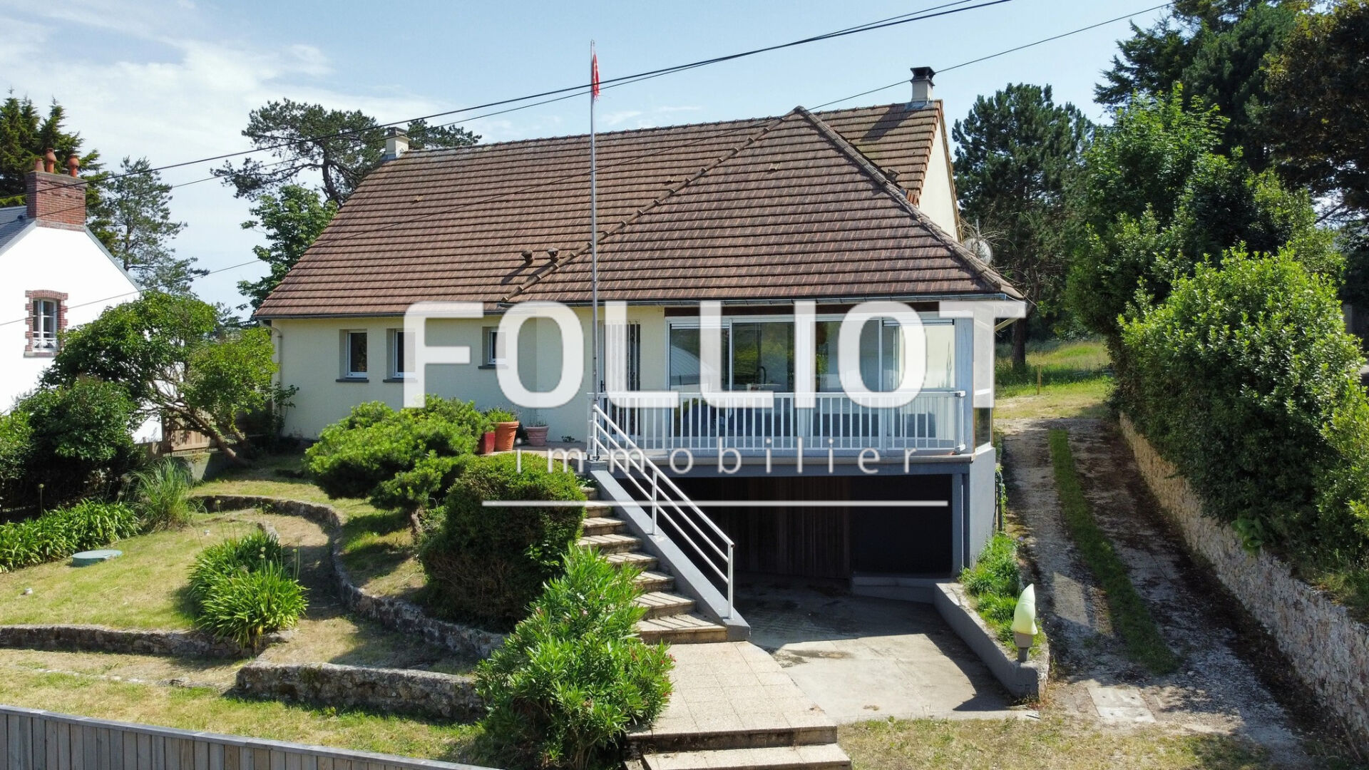 A vendre Maison avec sous sol complet et grenier en plein coeur de CARTERET
