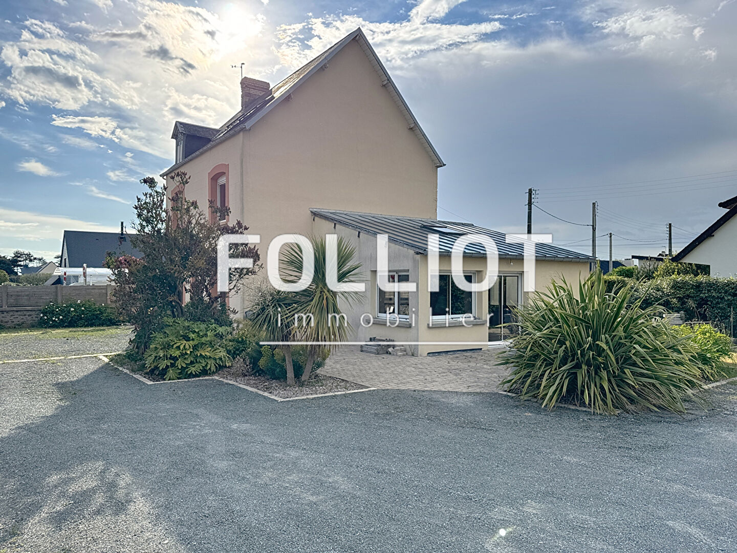 Agence immobilière de CABINET FOLLIOT - AGON-COUTAINVILLE