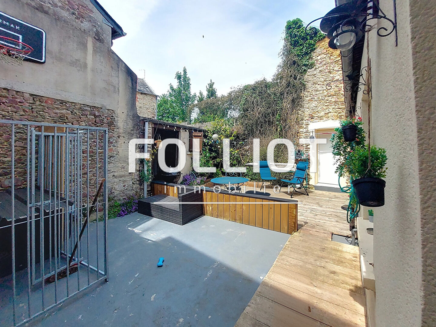 Photo A vendre Maison  à Périers 9 pièce(s) image 1/6