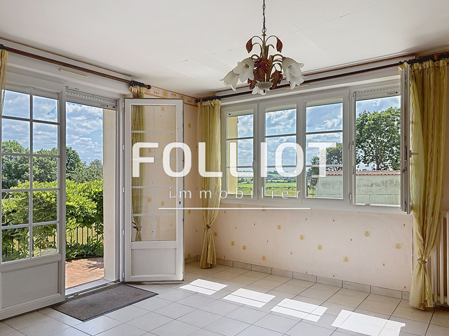 Agence immobilière de CABINET FOLLIOT - TORIGNI SUR VIRE