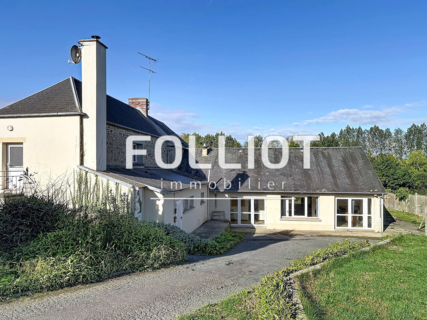 Agence immobilière de CABINET FOLLIOT - TORIGNI SUR VIRE