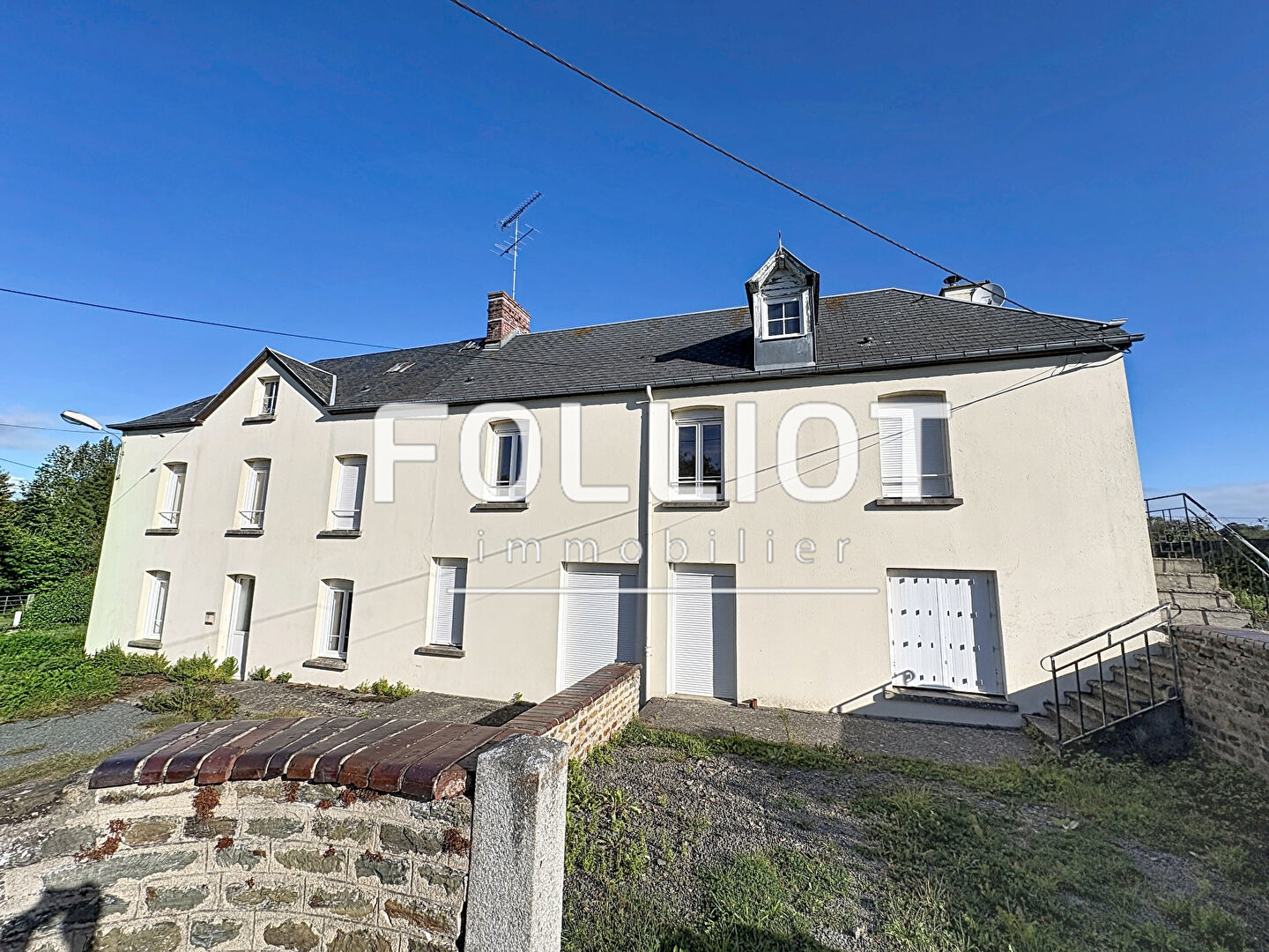 Agence immobilière de CABINET FOLLIOT - TORIGNI SUR VIRE
