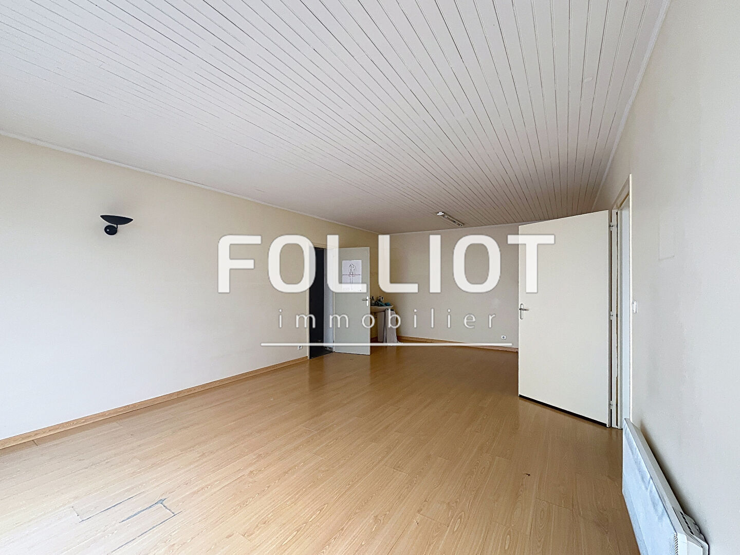 Photo A LOUER Bureaux Donville Les Bains 118 m2 image 2/5