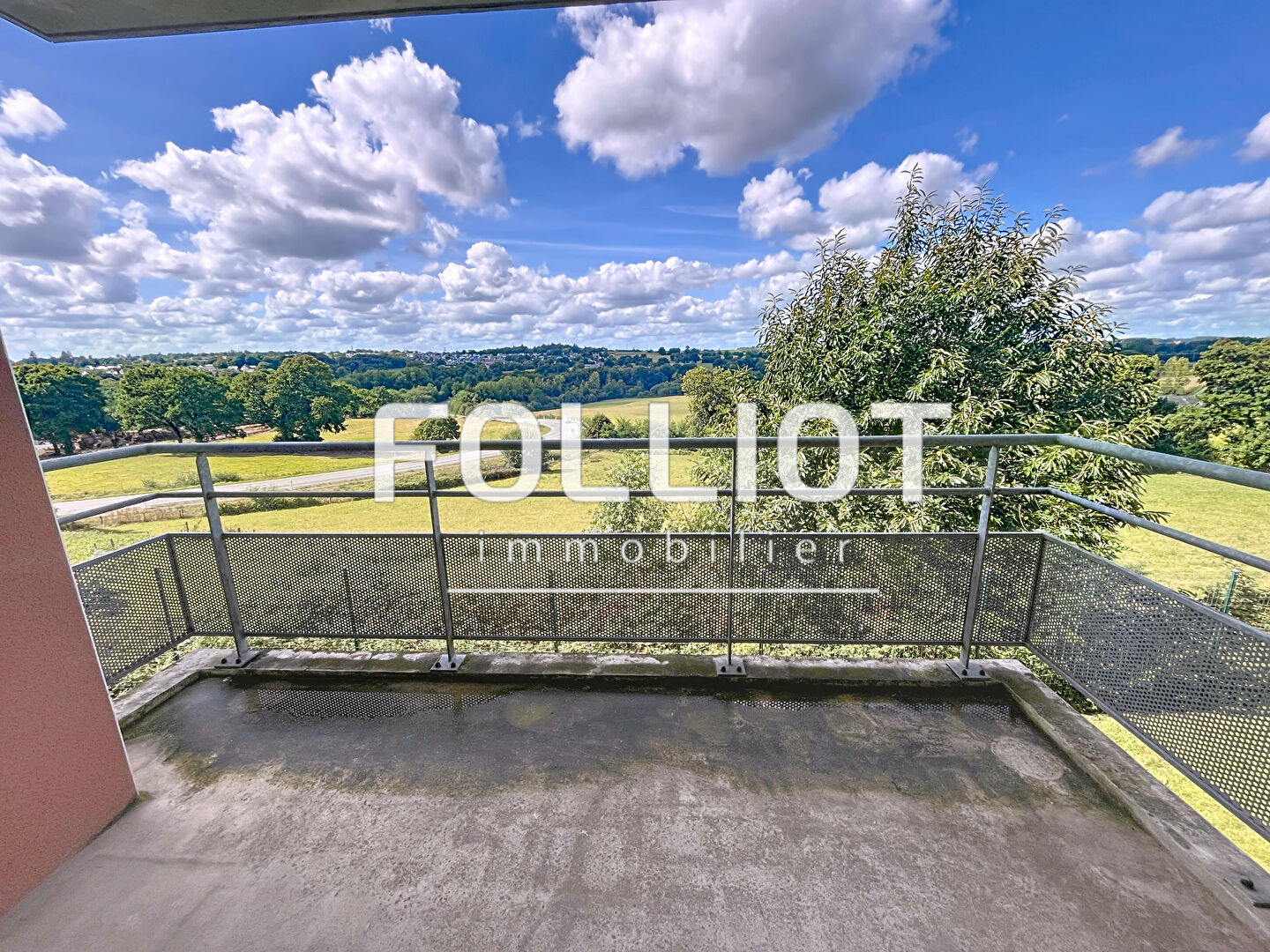 Photo A louer : Appartement 3 Pièces à Fougères - Réf.2334CV image 2/6