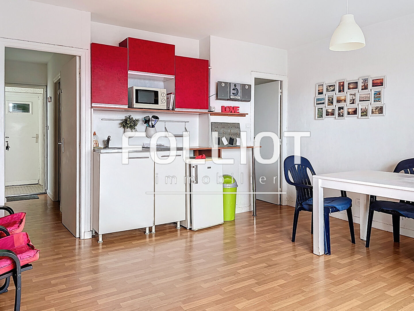 Photo Appartement Granville 2 pièce(s) 32.75 m2 VUE MER image 2/6