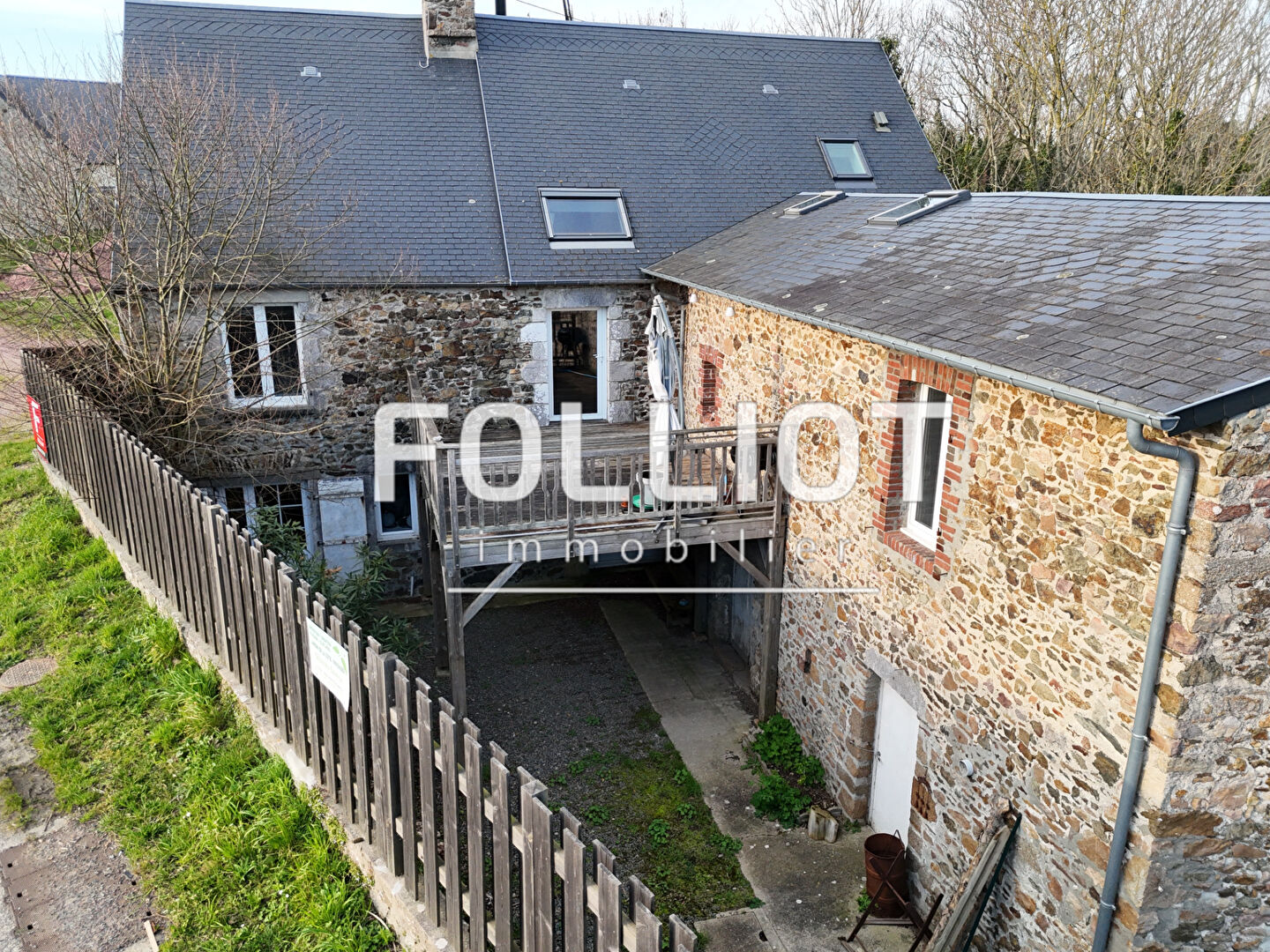 Agence immobilière de CABINET FOLLIOT - AGON-COUTAINVILLE