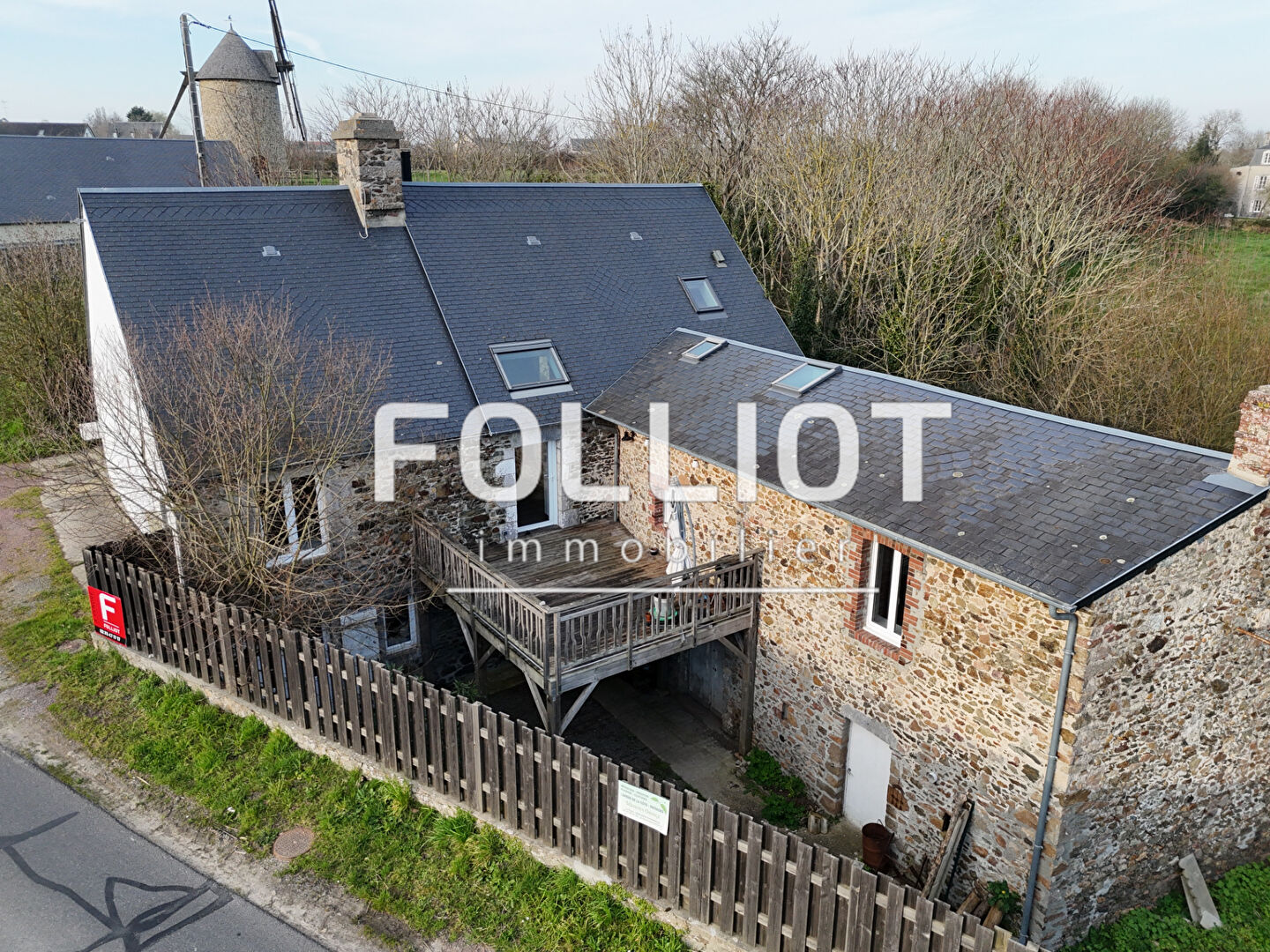 Agence immobilière de CABINET FOLLIOT - AGON-COUTAINVILLE