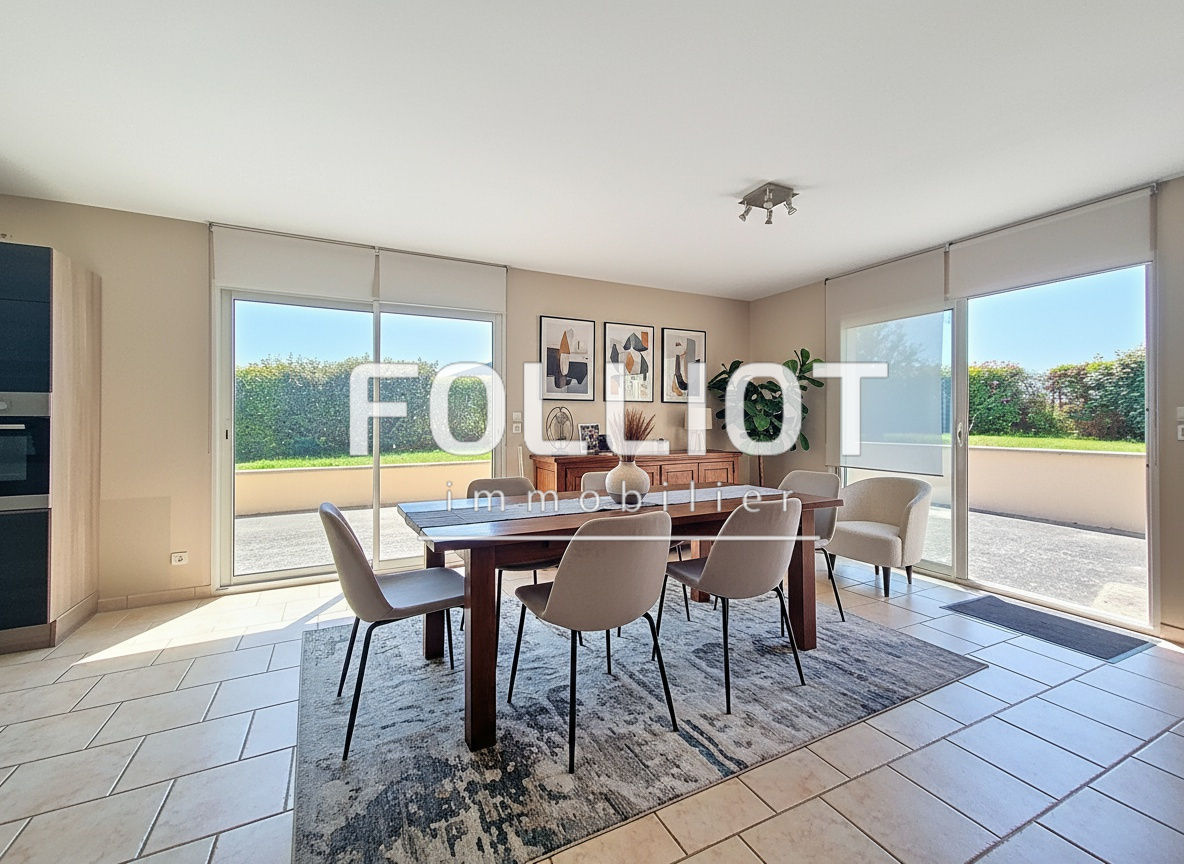 A VENDRE Maison familiale 5 pièce(s) 136 m2 à Touffréville