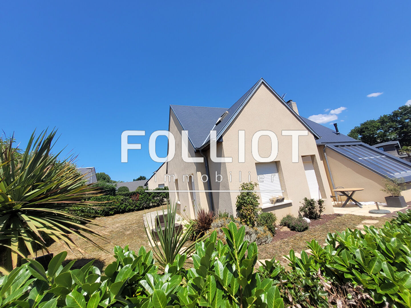 Agence immobilière de CABINET FOLLIOT - Cabinet FOLLIOT - COUTANCES