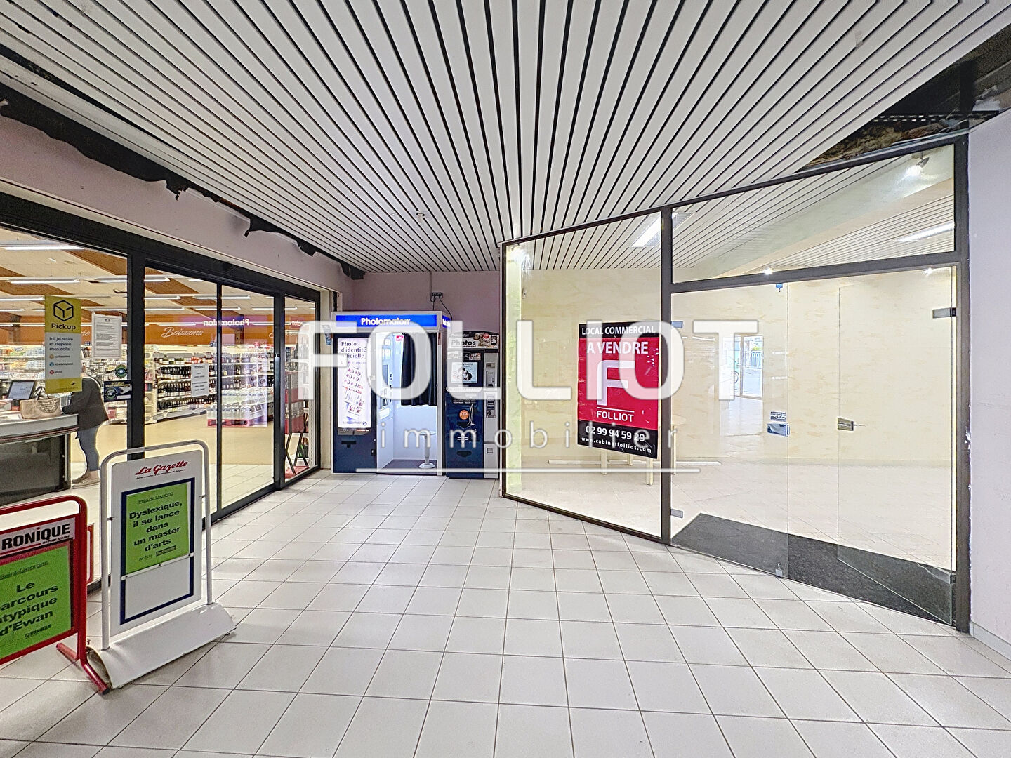 A Vendre Local commercial à St Georges De Reintembault