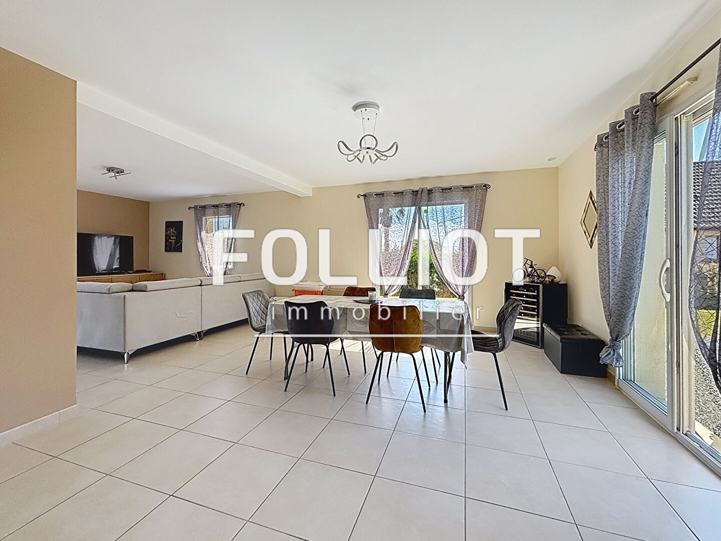 Agence immobilière de CABINET FOLLIOT - TORIGNI SUR VIRE