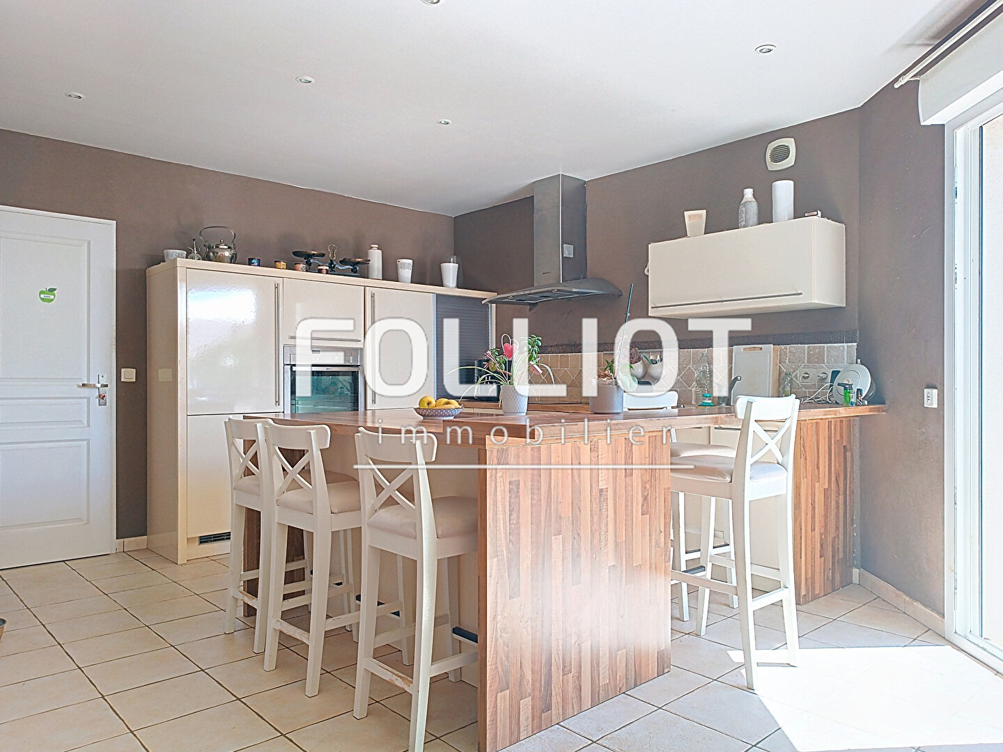 Photo Maison Ver Sur Mer 7 pièce(s) 150 m2 image 2/6