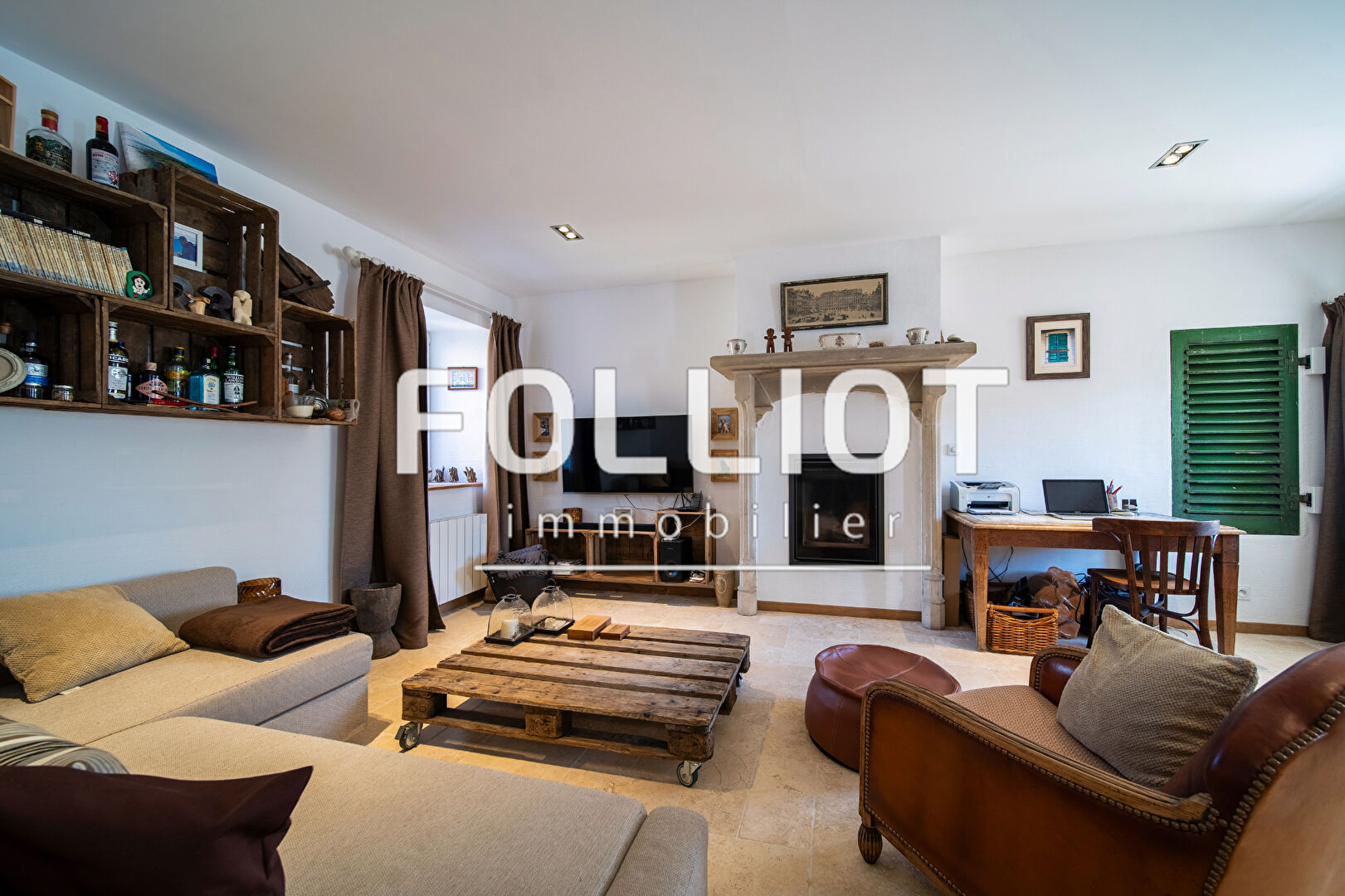 Photo A vendre Maison en pierres pleine de charme avec son gîte indépendant  dans un hameau calme aux Moitiers  d'allonne à seulement cinq minutes de Carteret image 6/6