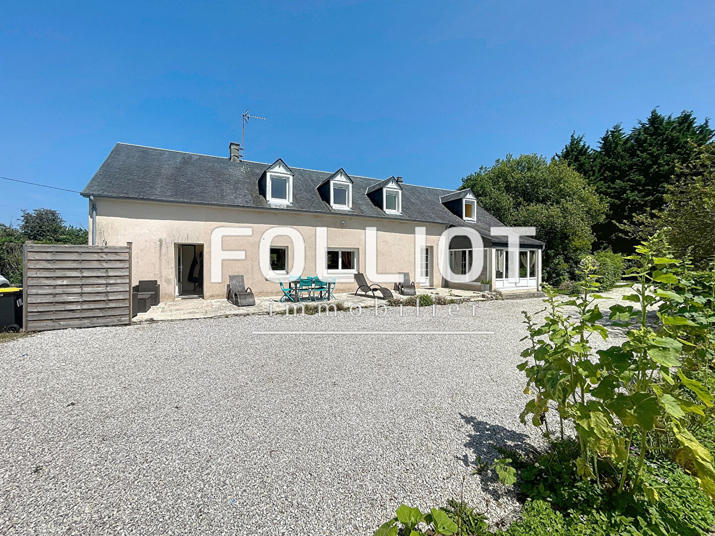 Agence immobilière de CABINET FOLLIOT - CARENTAN