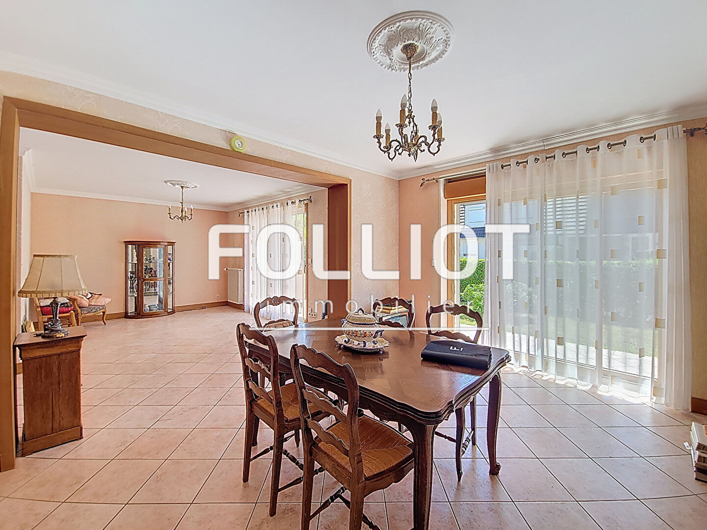 Photo A VENDRE ! Grande maison familiale à Avranches image 1/6