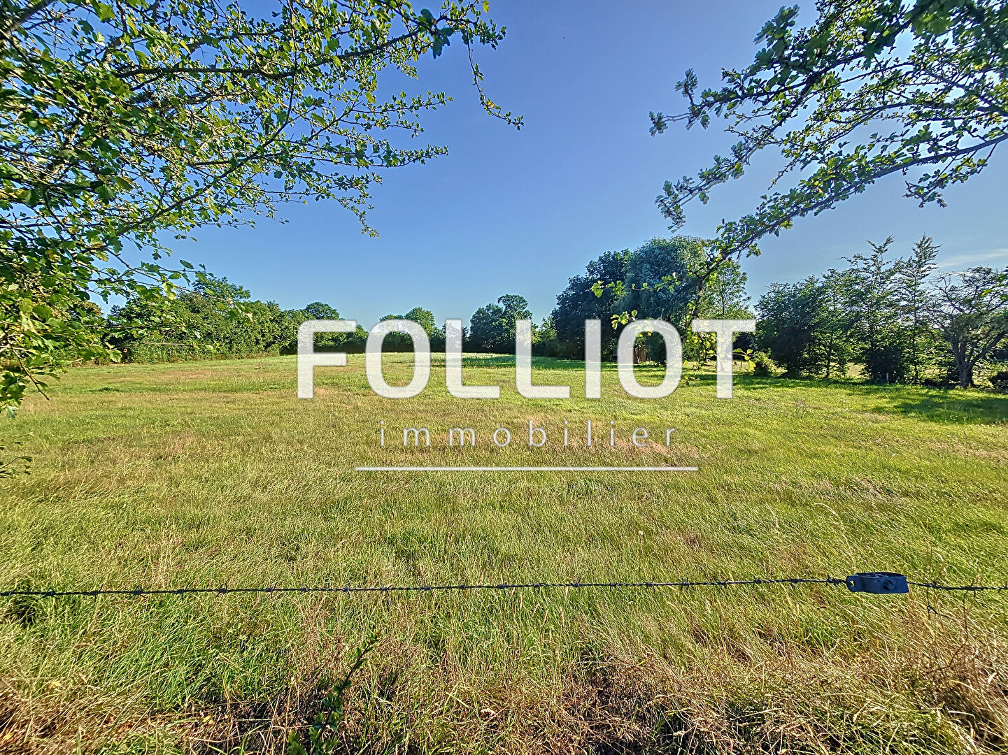 Photo Corps de ferme Le Molay Littry 5 pièce(s),  55 000 m² de terrain avec bâtiments image 5/6