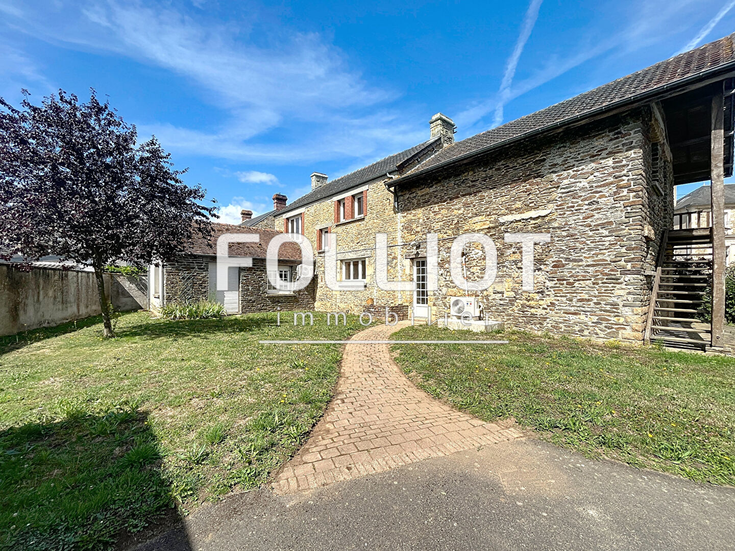 Agence immobilière de 
 CABINET FOLLIOT - Cabinet FOLLIOT - Thury-Harcourt 
