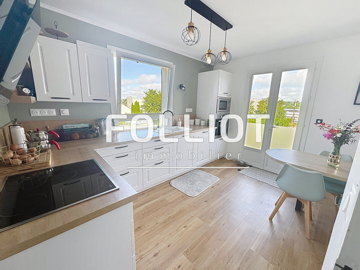 Photo Maison Coutances 6 pièce(s) 114 m2 A VENDRE 50200 VIE DE PLAIN PIED image 3/6