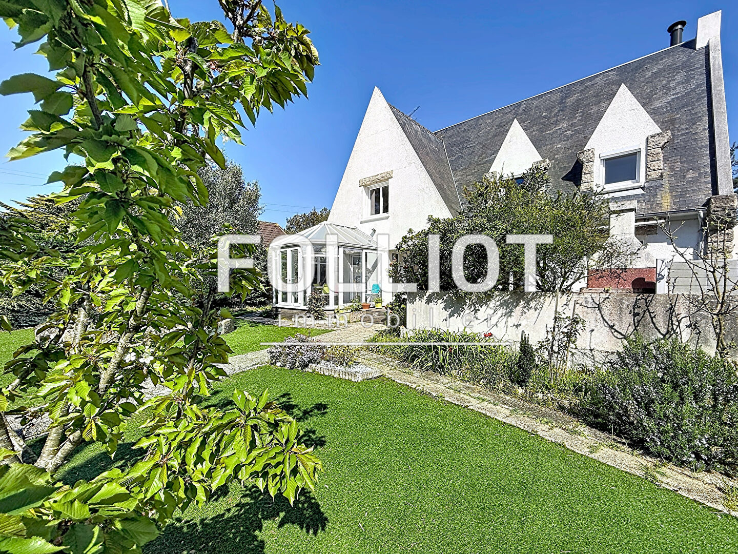 Agence immobilière de CABINET FOLLIOT - ST PAIR SUR MER