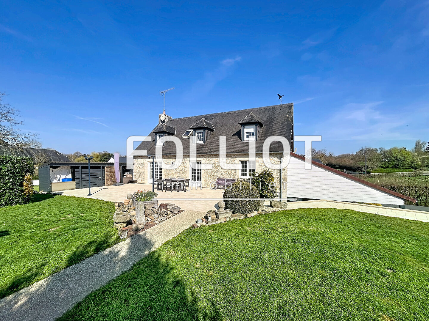 Agence immobilière de CABINET FOLLIOT - SAINT LÔ