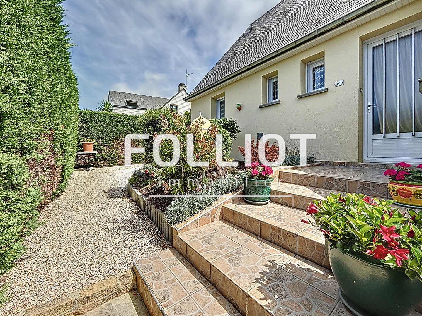 Agence immobilière de CABINET FOLLIOT - ST PAIR SUR MER