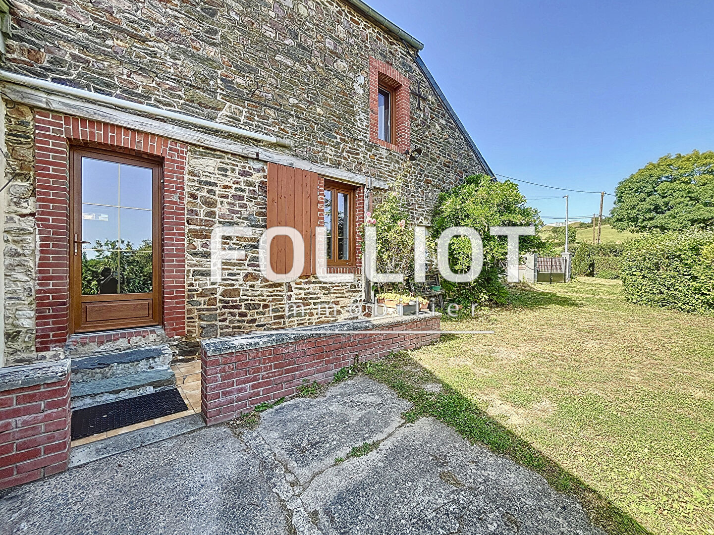 Agence immobilière de 
 CABINET FOLLIOT - Cabinet FOLLIOT - Thury-Harcourt 
