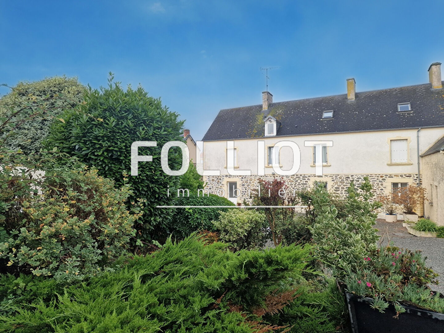 A VENDRE Maison Saint Sauveur Villages 9 pièce(s) 223 m2