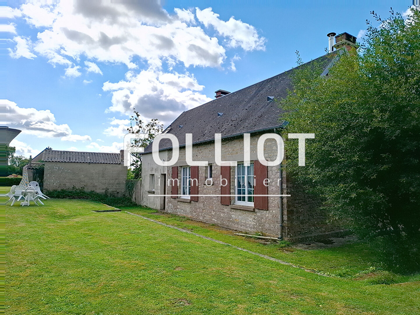Photo Maison (100m²) - 12 kms de LA HAYE  et 8 Kms de Picauville - A VENDRE image 2/6