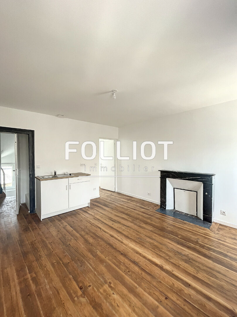 LOCATION d'un appartement F2 à COUTANCES