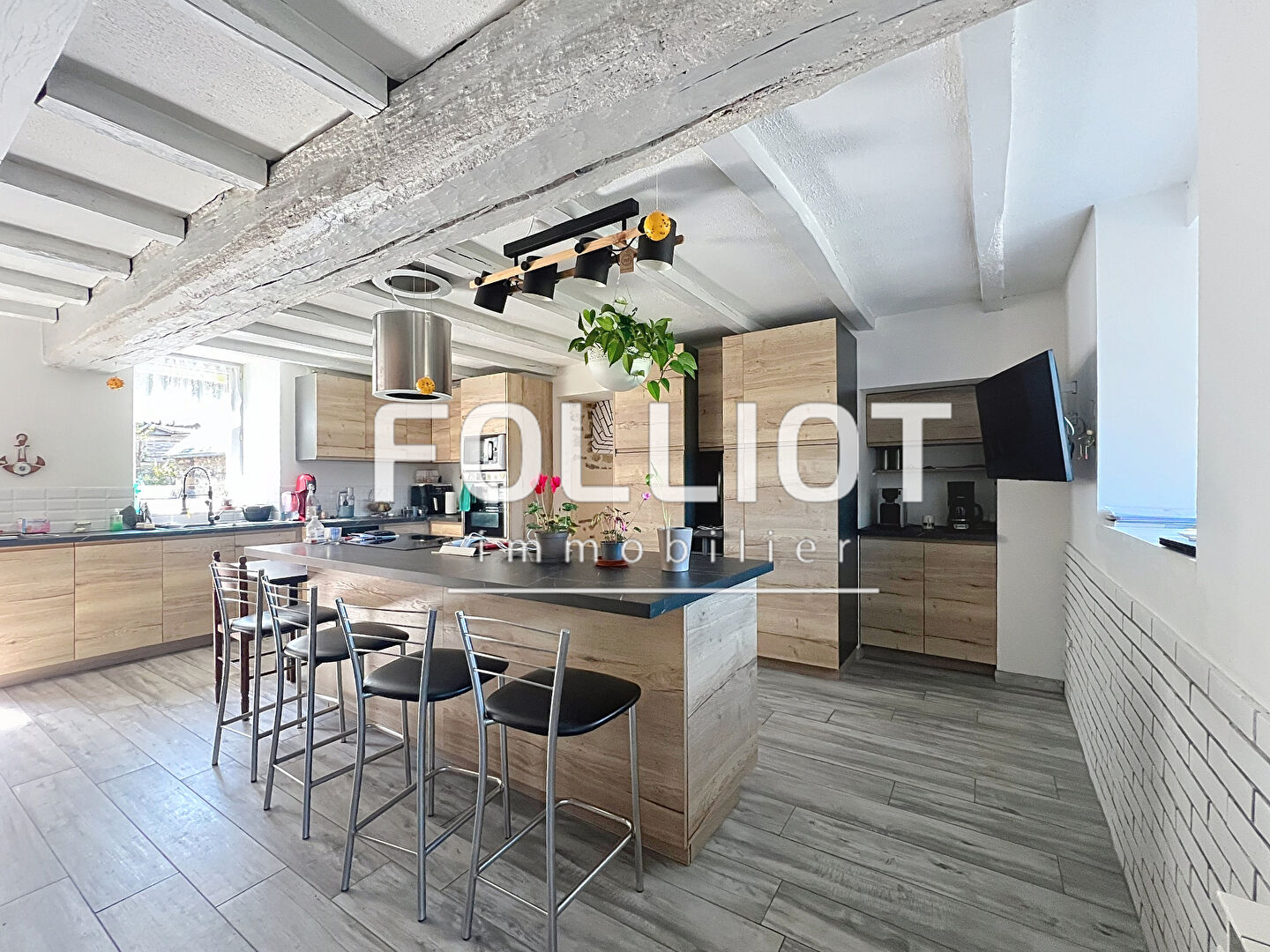 Photo A VENDRE - Longère en pierre pleine de charme  5 000 m² de terrain image 6/6