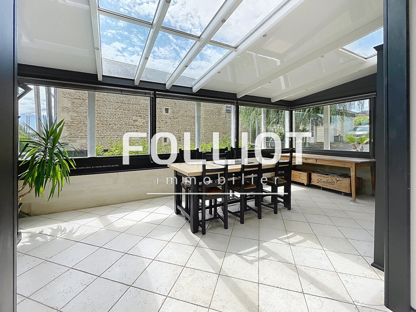 Photo A VENDRE - Magnifique demeure en pierre d'environ 300m2 à LAIZE-CLINCHAMPS image 5/6