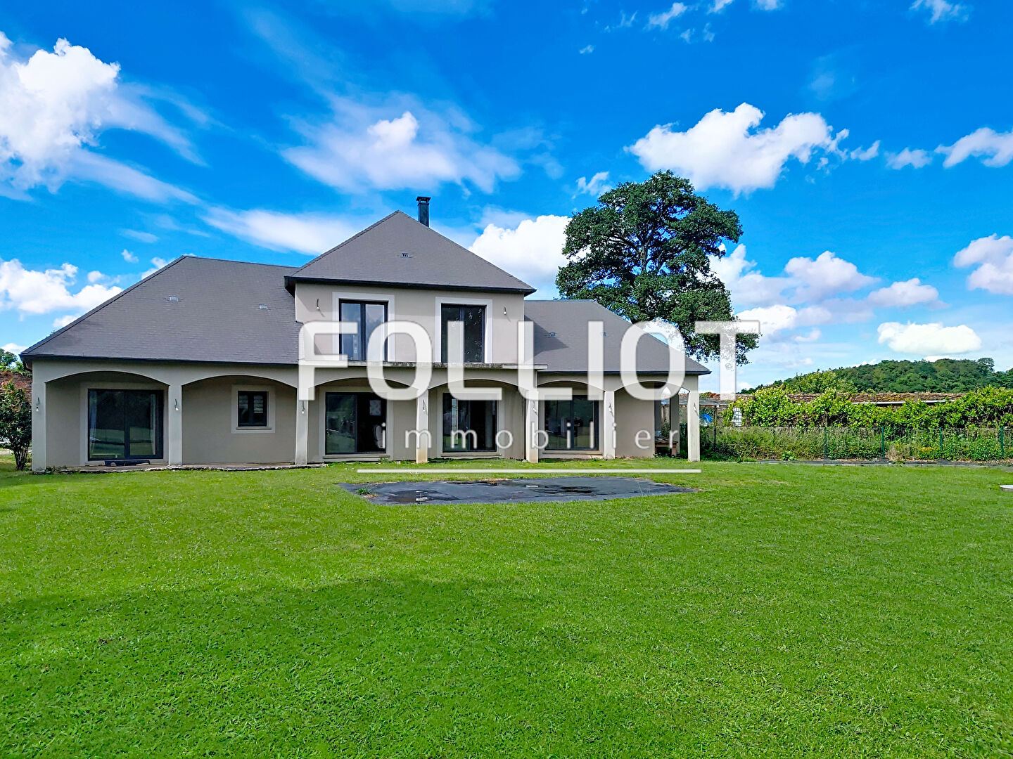 Agence immobilière de 
 CABINET FOLLIOT - Cabinet FOLLIOT - Thury-Harcourt 
