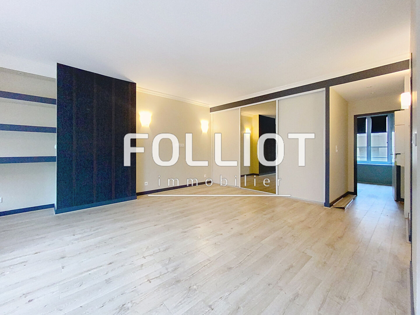 A LOUER - Appartement centre ville GRANVILLE 2 pièces 56.24 m2