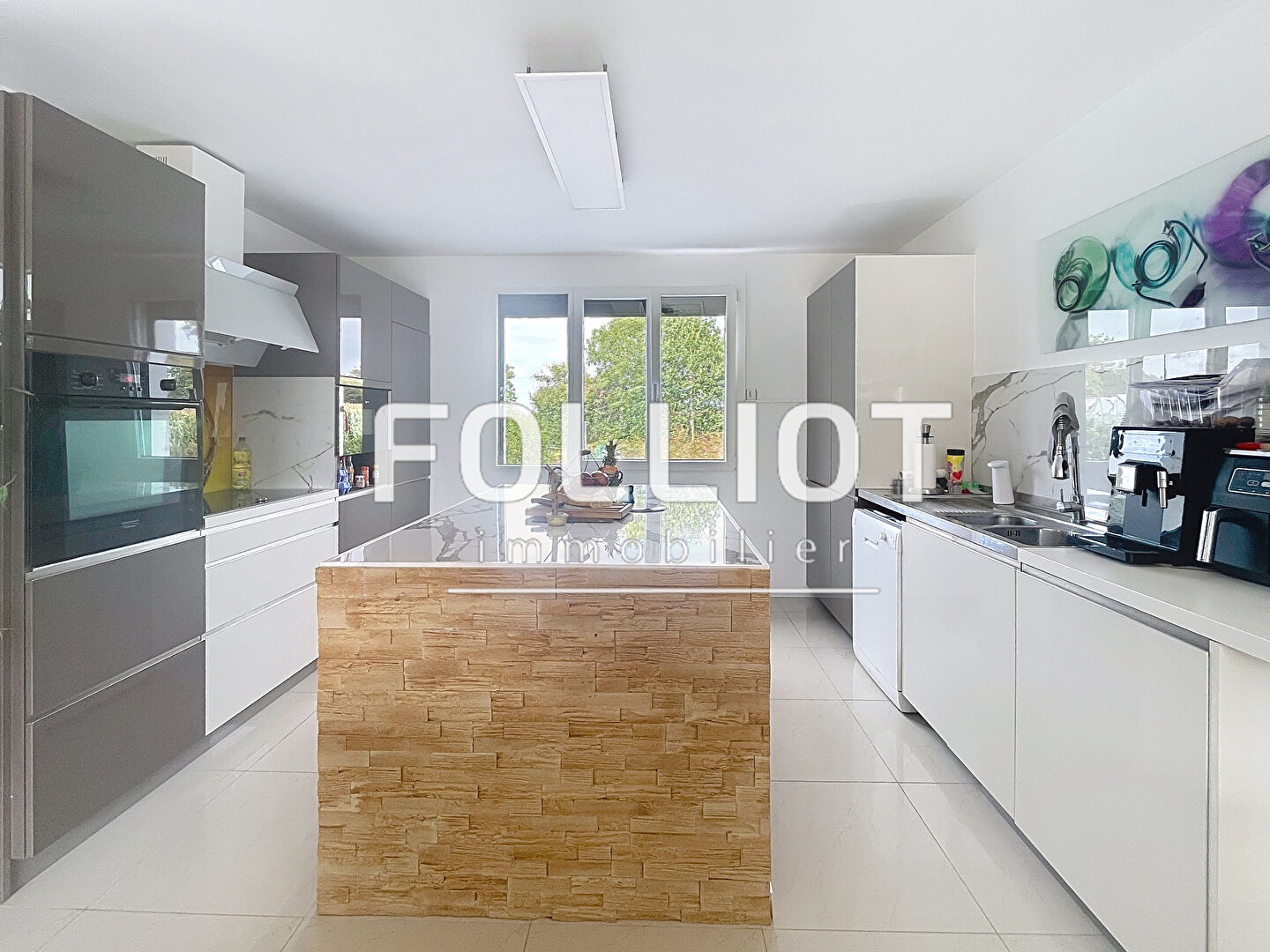 Photo Maison spacieuse à vendre à Saint Georges Montcocq image 4/6