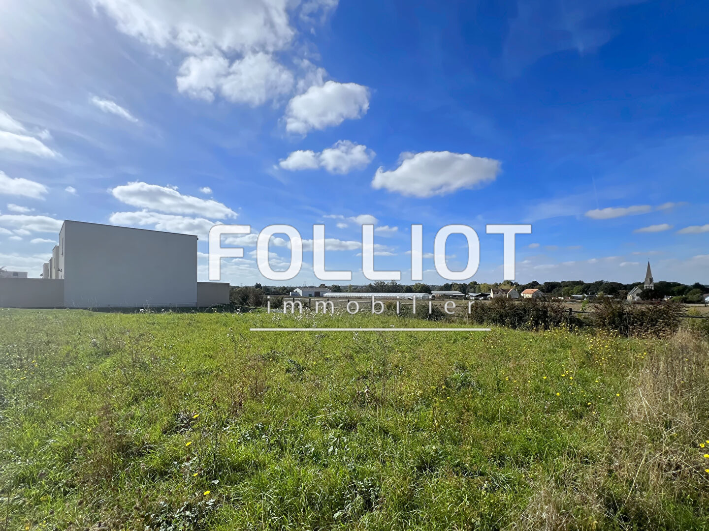 A VENDRE - Terrain constructible de 409m²