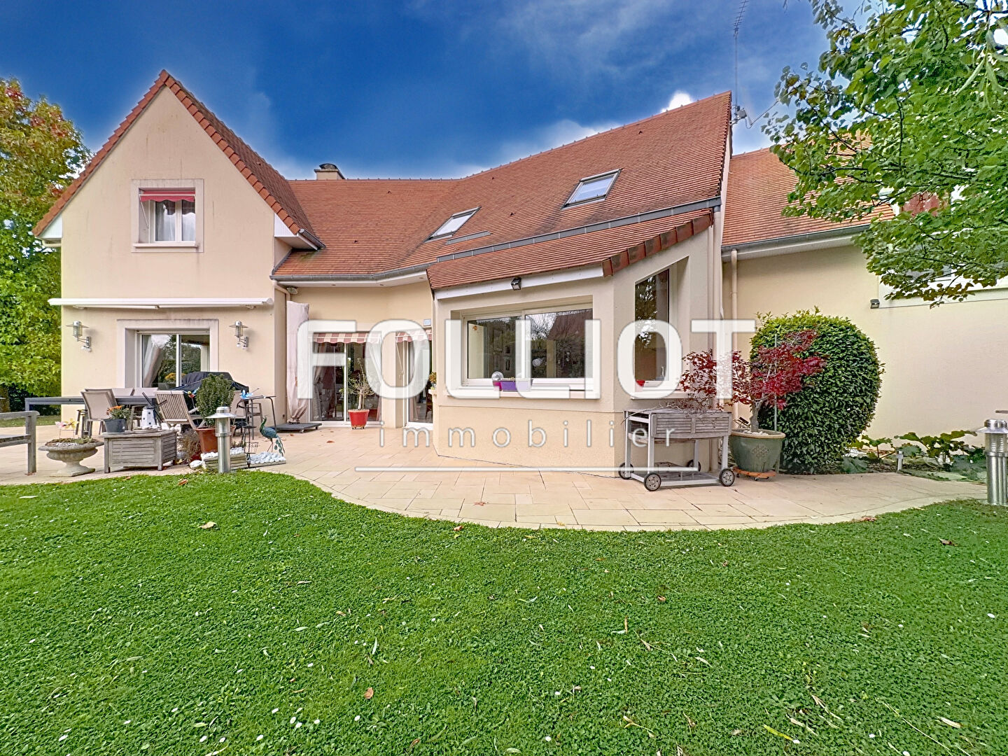 Maison familiale de 217 m² Environnement calme et recherché à Mathieu