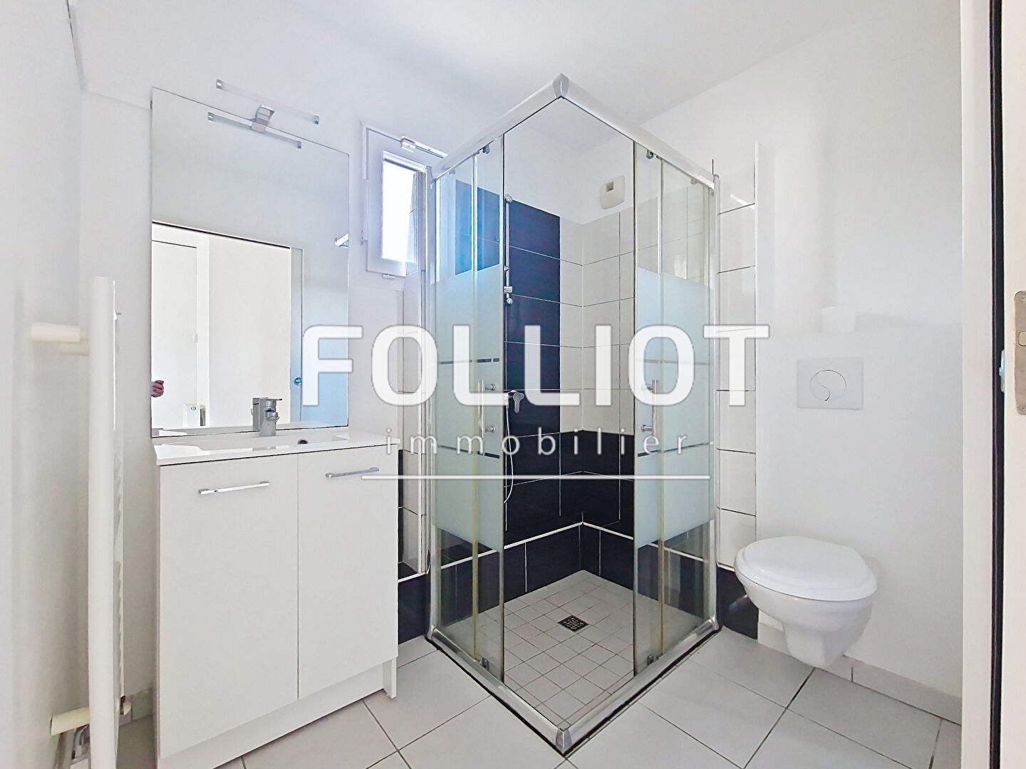 Photo Appartement T2 meublé - 43m2 - LUC SUR MER image 6/6