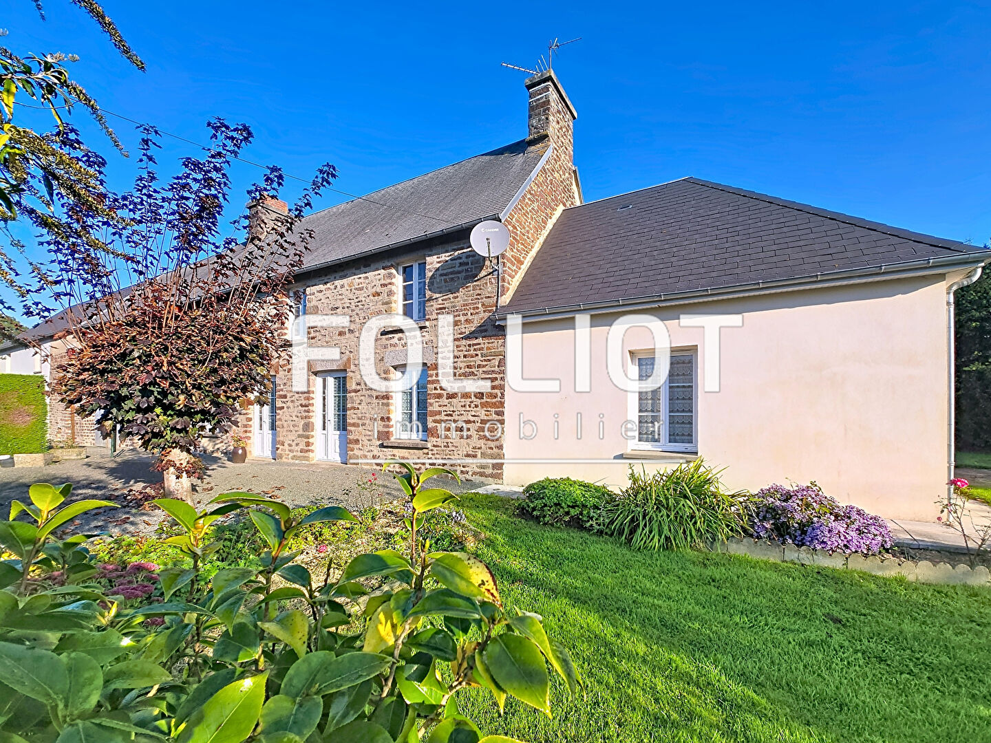 Agence immobilière de CABINET FOLLIOT - BREHAL