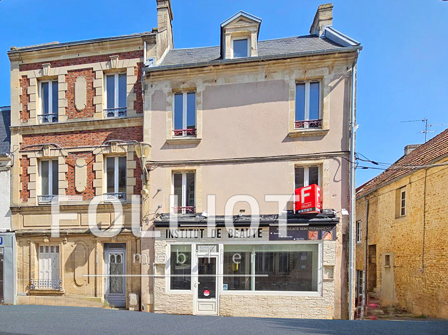 Centre ville, maison de 9 pièces et 5 chambres à Douvres La Delivrande