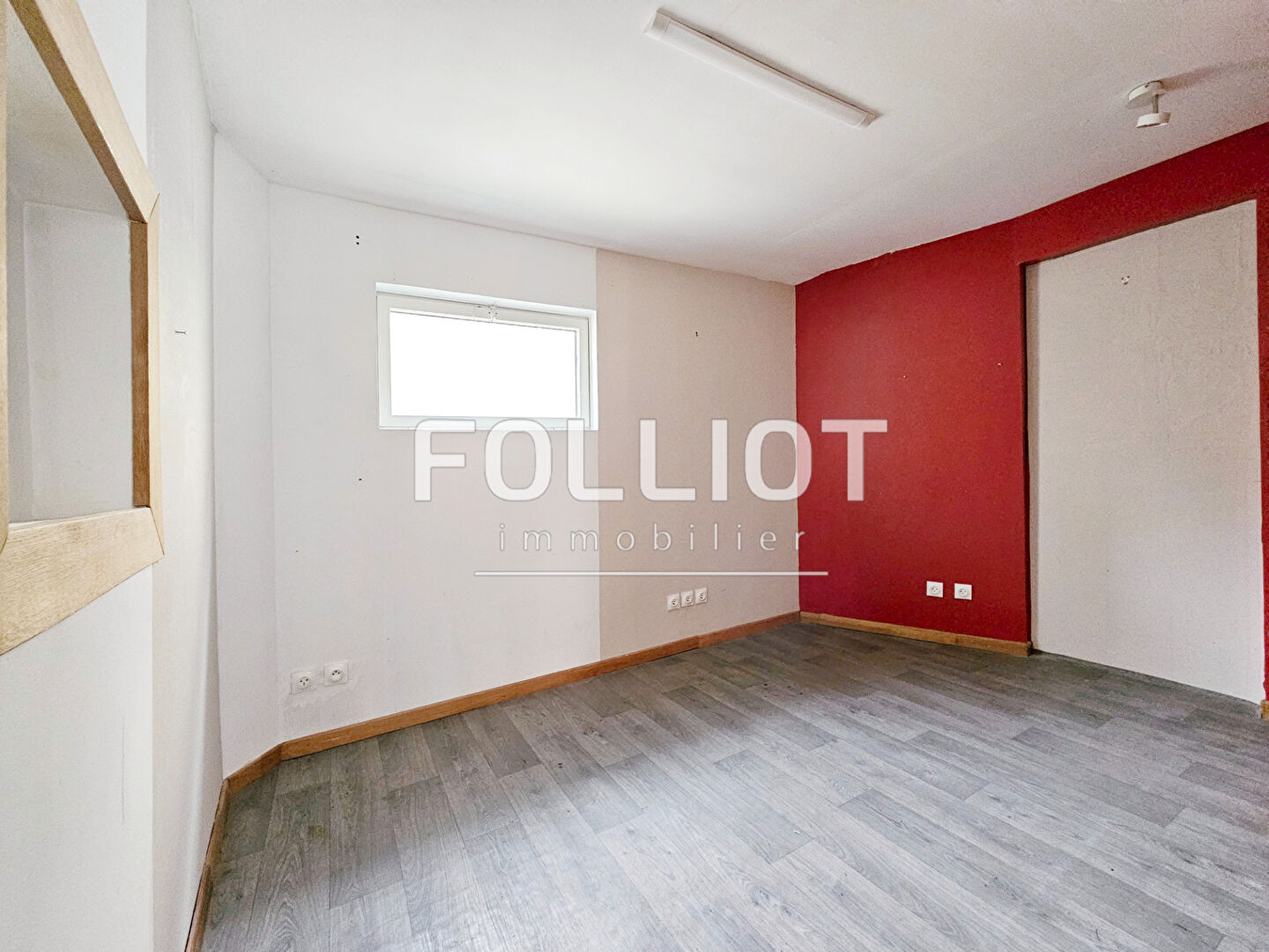 Photo Centre ville, maison de 9 pièces et 5 chambres à Douvres La Delivrande image 6/6