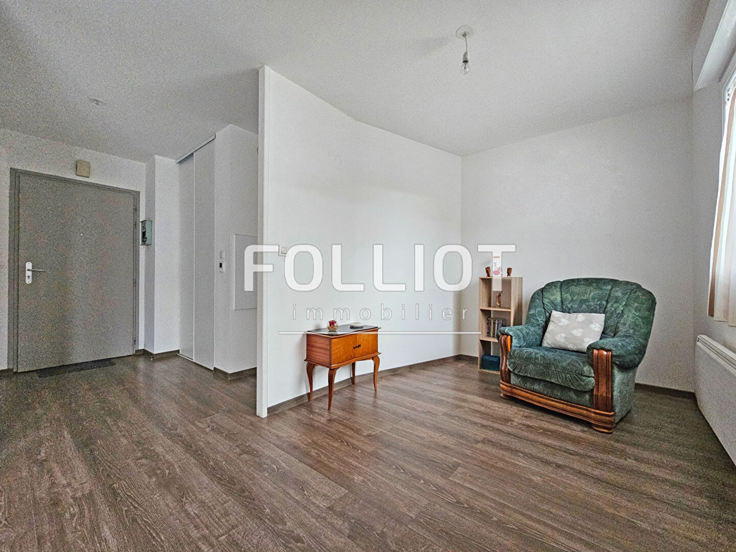 Photo Appartement au centre de Courseulles Sur Mer. avec balcon et garage. image 6/6