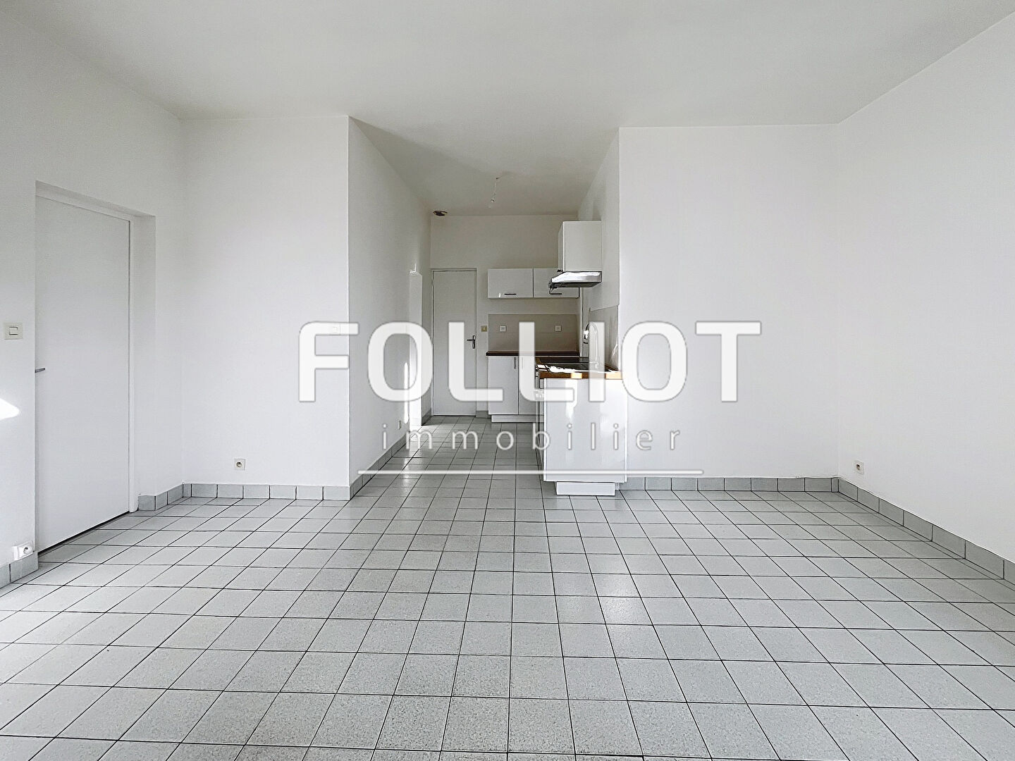 Photo A LOUER : Appartement 3 pièces à Fougères - Réf.2530CV image 4/6