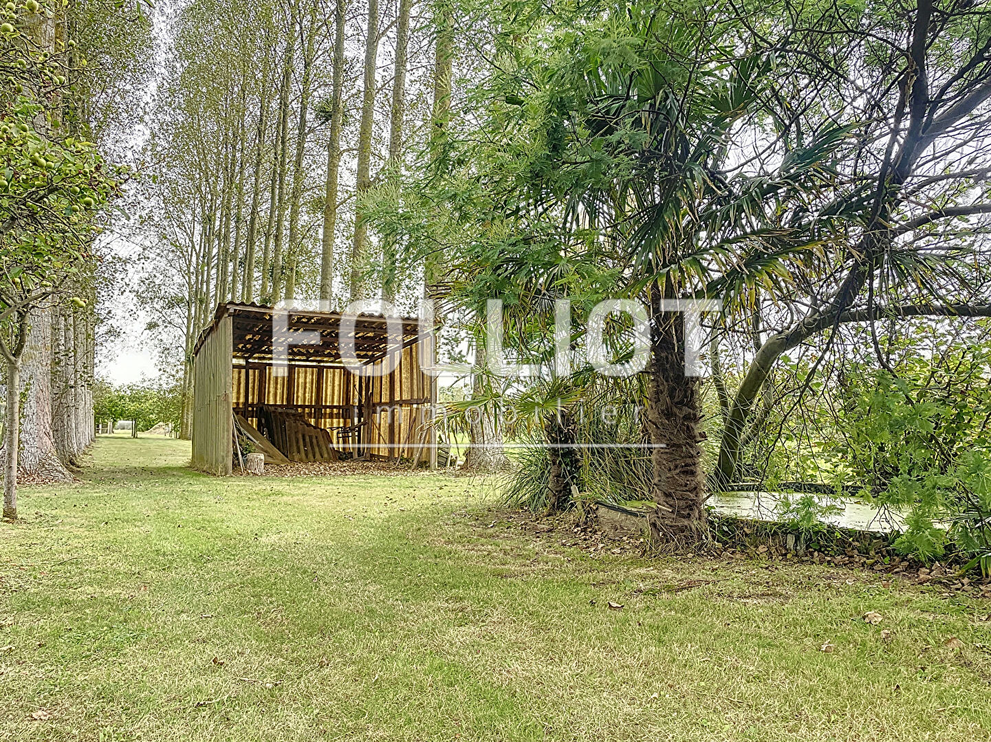 A VENDRE 50590 MONTMARTIN SUR MER  TERRAIN NON CONSTRUCTIBLE A 1 KILOMETRE DE LA MER