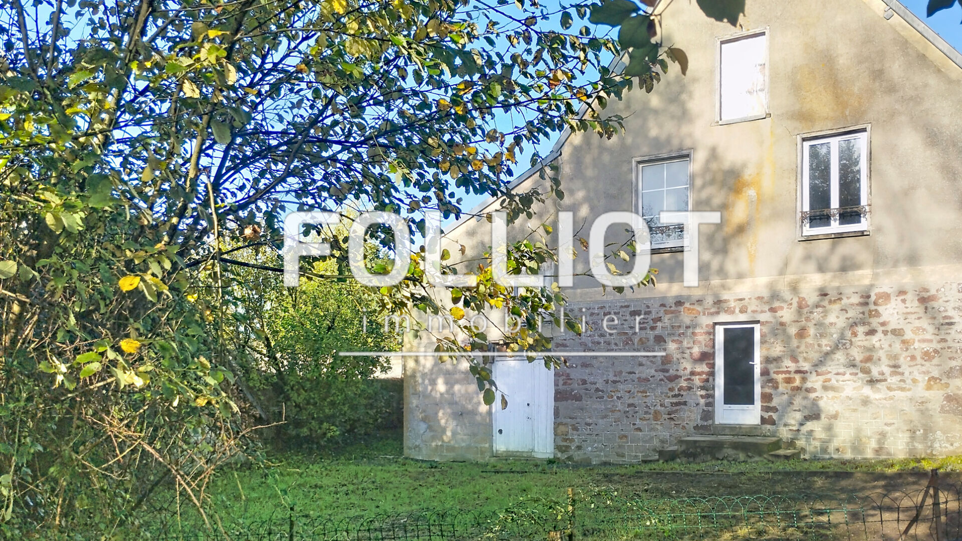 A VENDRE Maison en pierres et masse 50750  15 MN SAINT LO