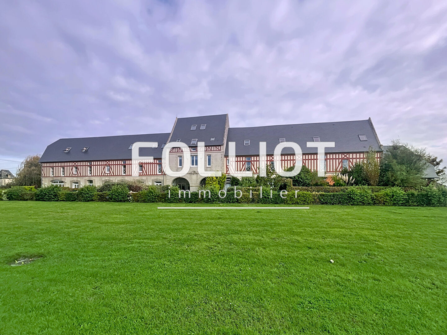 Photo Appartement Commes 2 pièce(s) 48 m2 image 1/6