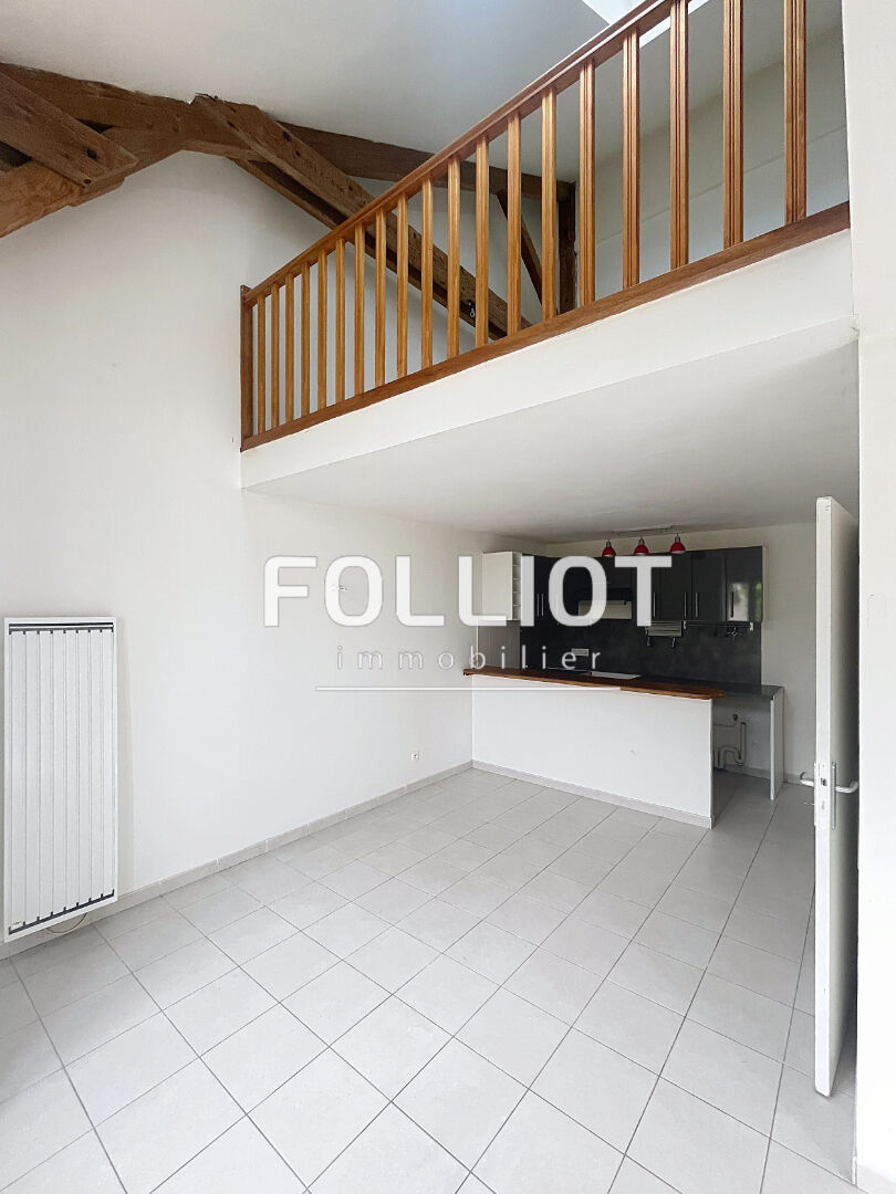 Photo Appartement Commes 2 pièce(s) 48 m2 image 3/6