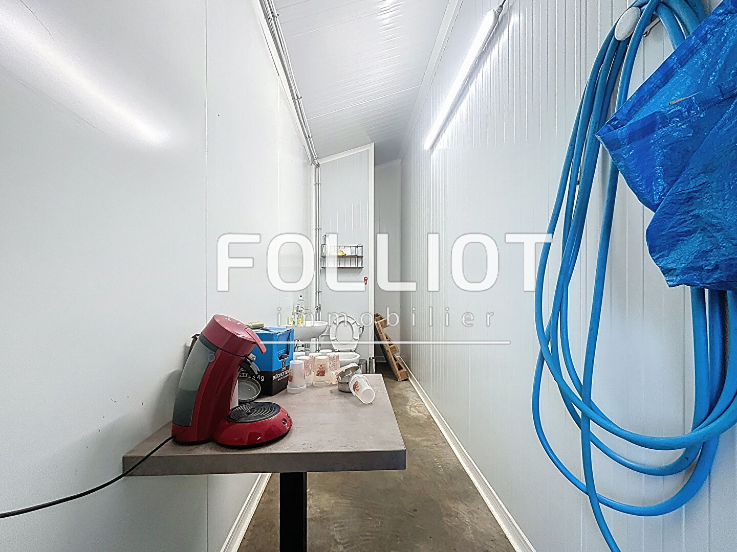 Photo À VENDRE 50590 HAUTEVILLE-SUR-MER LOCAL COMMERCIAL AVEC ACTIVITÉ DE SELF-STOCKAGE image 6/6